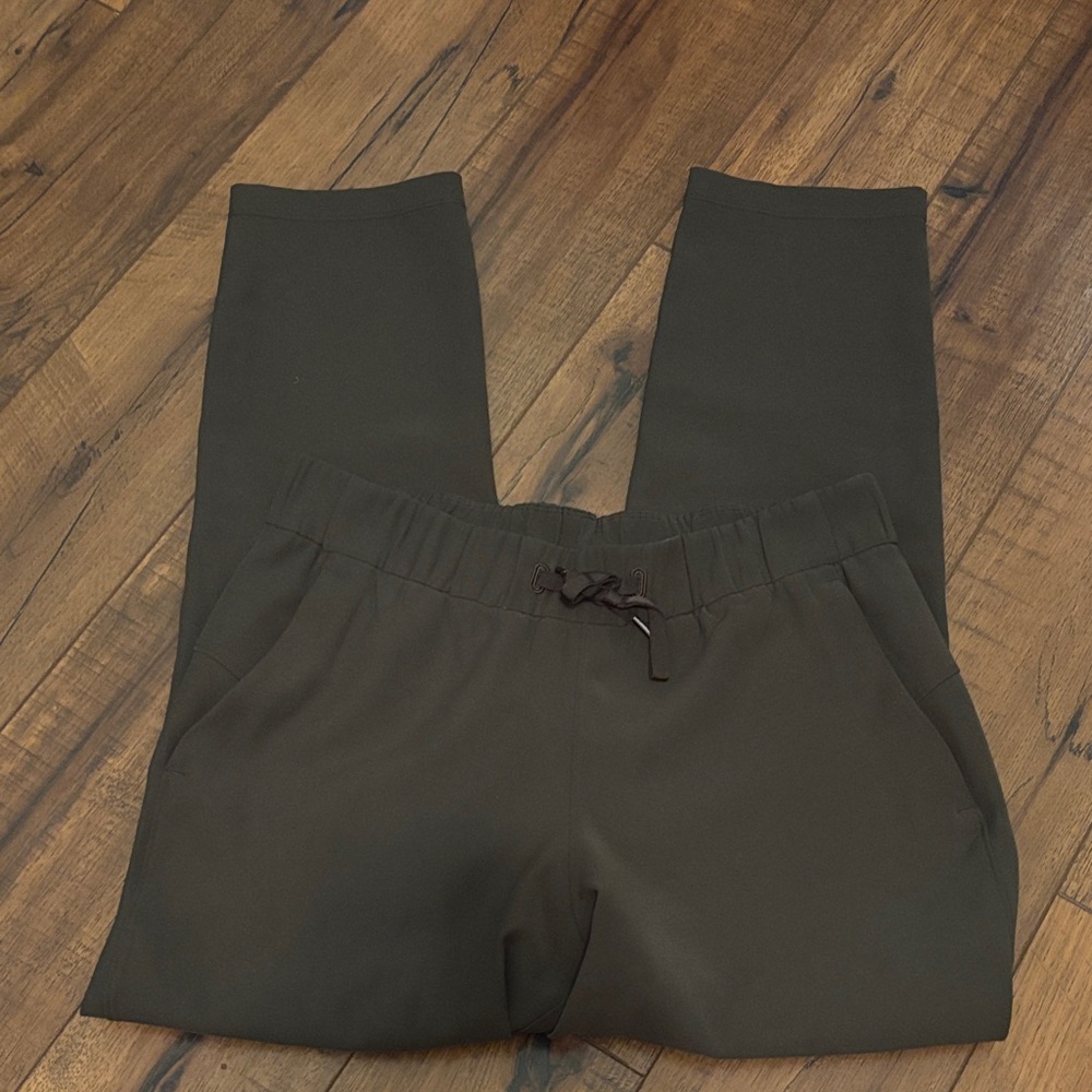 lululemon athletica Olive Joggers